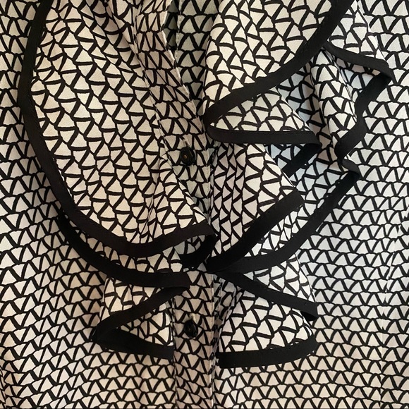 Ruffle blouse - Picture 2 of 5